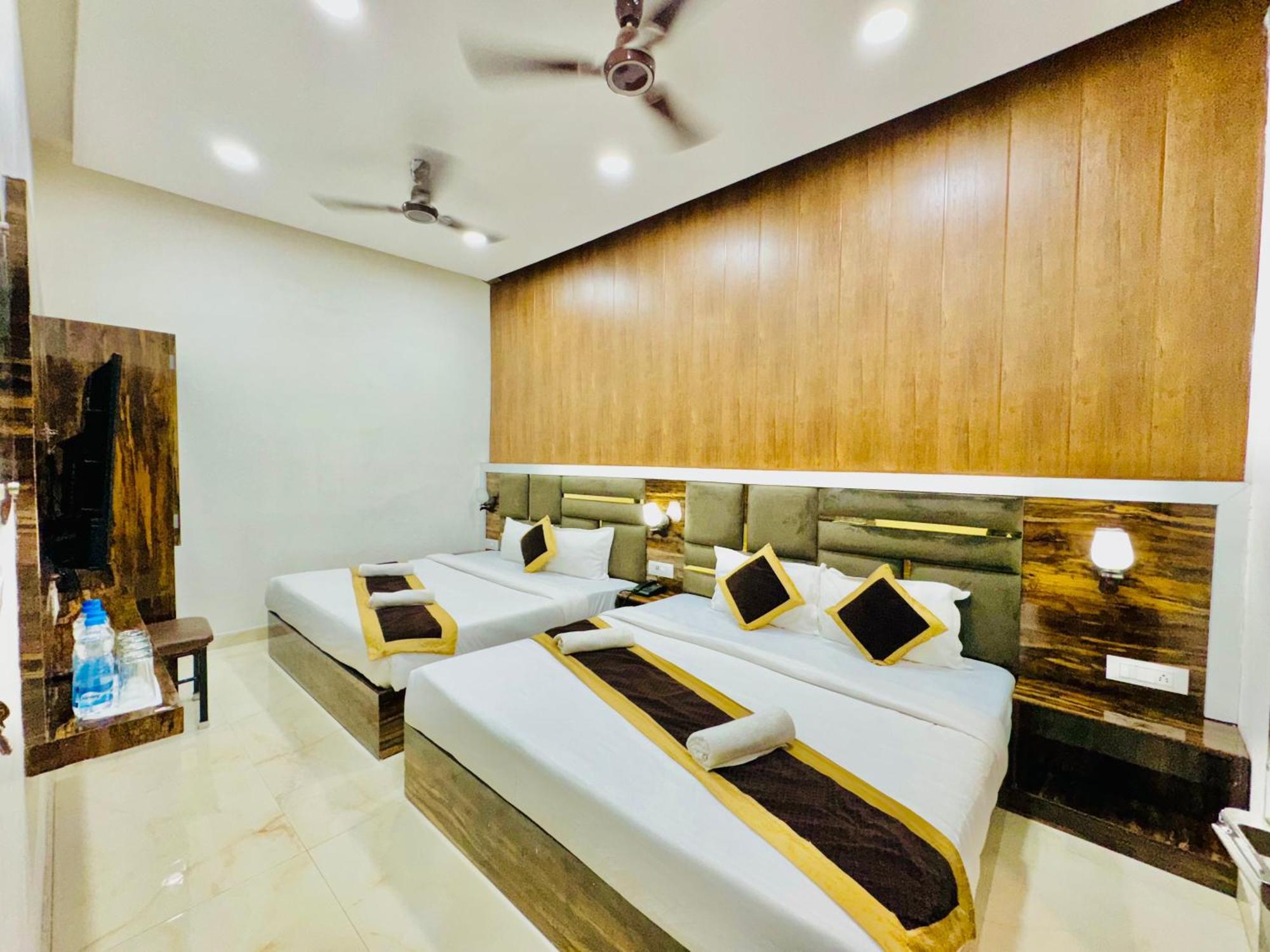 Hotel Gs Amritsar 200 Mtr From Golden Temple Exterior foto